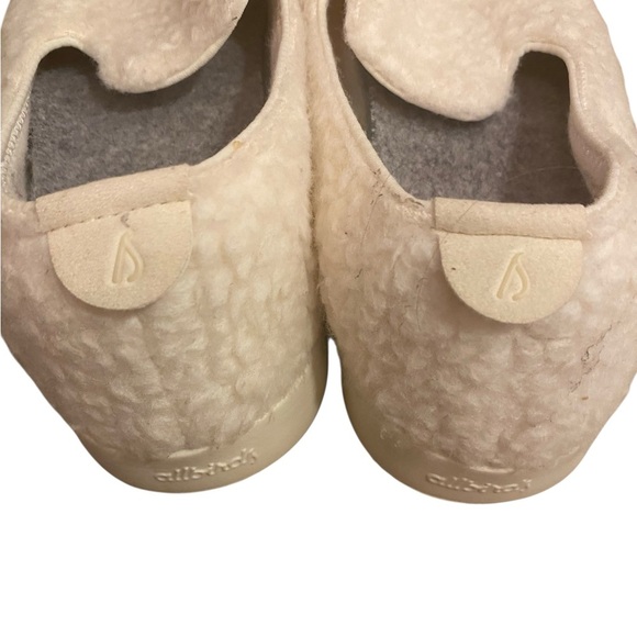 ALLBIRDS Wool Dwellers White Fuzzy Hard Sole Slippers - Picture 4 of 10